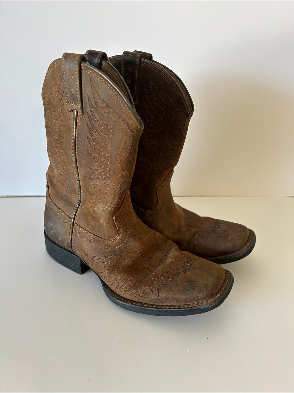 ARIAT BOYS' HONOR WESTERN BOOTS - SQUARE TOE - Picture 2 of 6